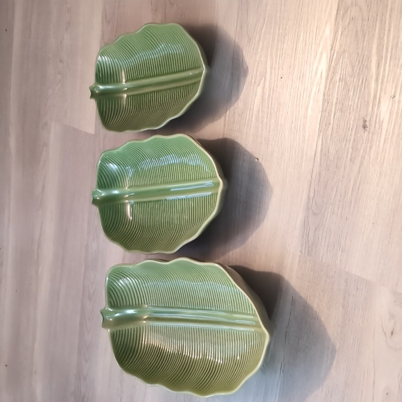 Set 3  Banana Leaf Bowl Portugal Green Salad Serving 13",15",18" - Picture 2 of 4